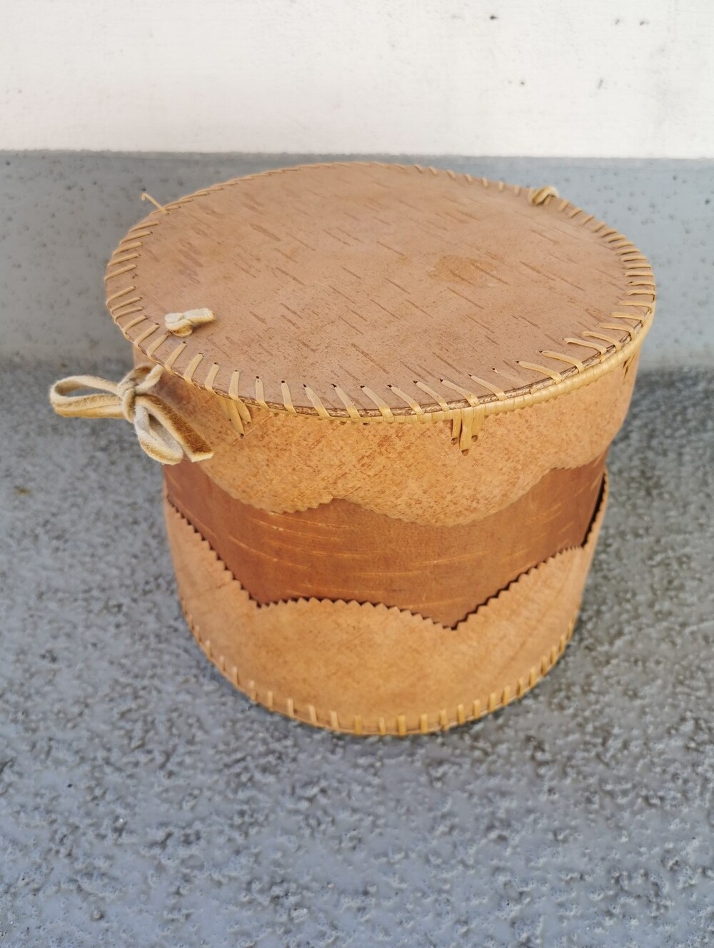 Vintage Handcrafted Birch Bark Cylindrical Lidded Box Vessel Leather Tie 7.5"